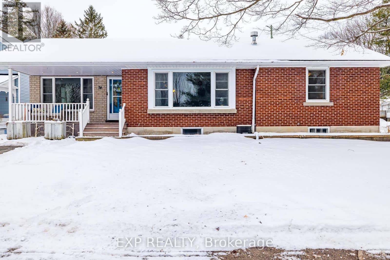 74 MALCOLM STREET — Mississippi Mills, Ontario - Photo 4 of 47