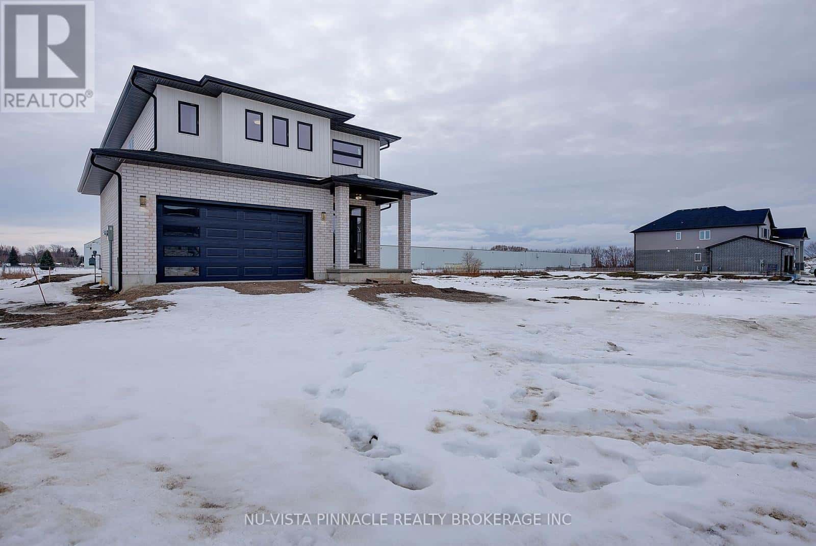 236 GREENE STREET — South Huron (Exeter), Ontario - Photo 5 of 43