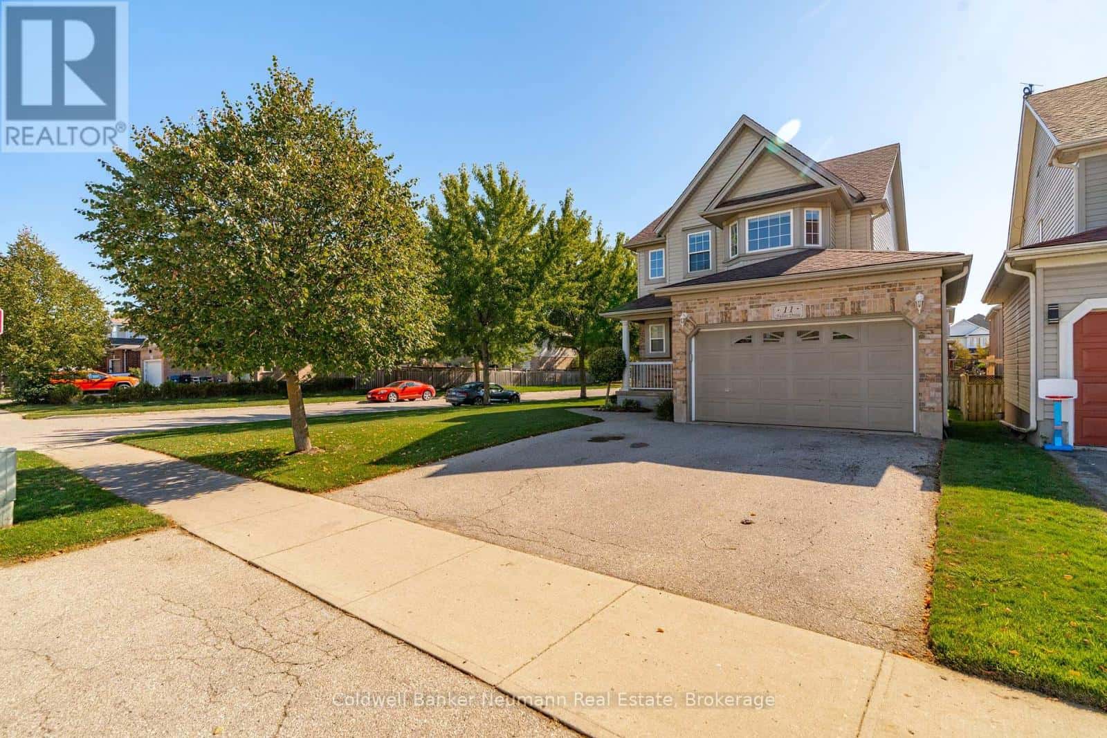 11 FULLER DRIVE — Guelph (Grange Road), Ontario - Photo 3 of 50