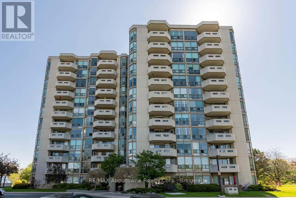 1201 - 5080 PINEDALE AVENUE — Burlington (Appleby), Ontario - Photo 3 of 42