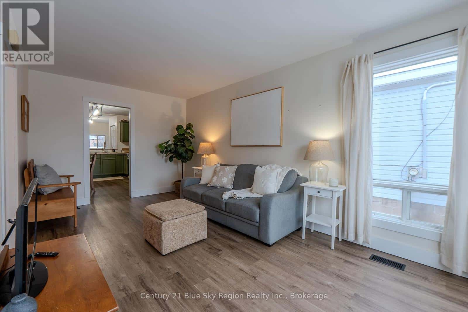 140 GREENWOOD AVENUE — North Bay (West End), Ontario - Photo 5 of 32