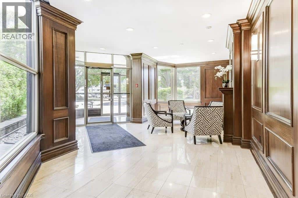 1201 NORTH SHORE Boulevard E Unit# 706 — Burlington, Ontario - Photo 3 of 49