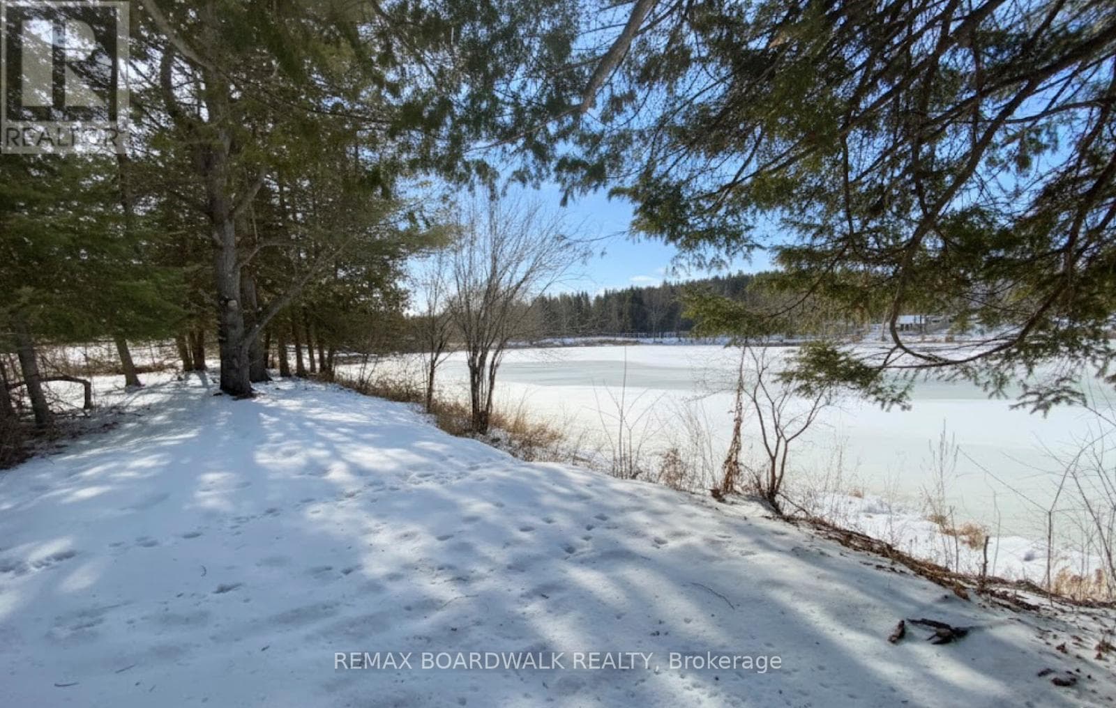 854 IRON MINE ROAD — Lanark Highlands, Ontario - Main photo