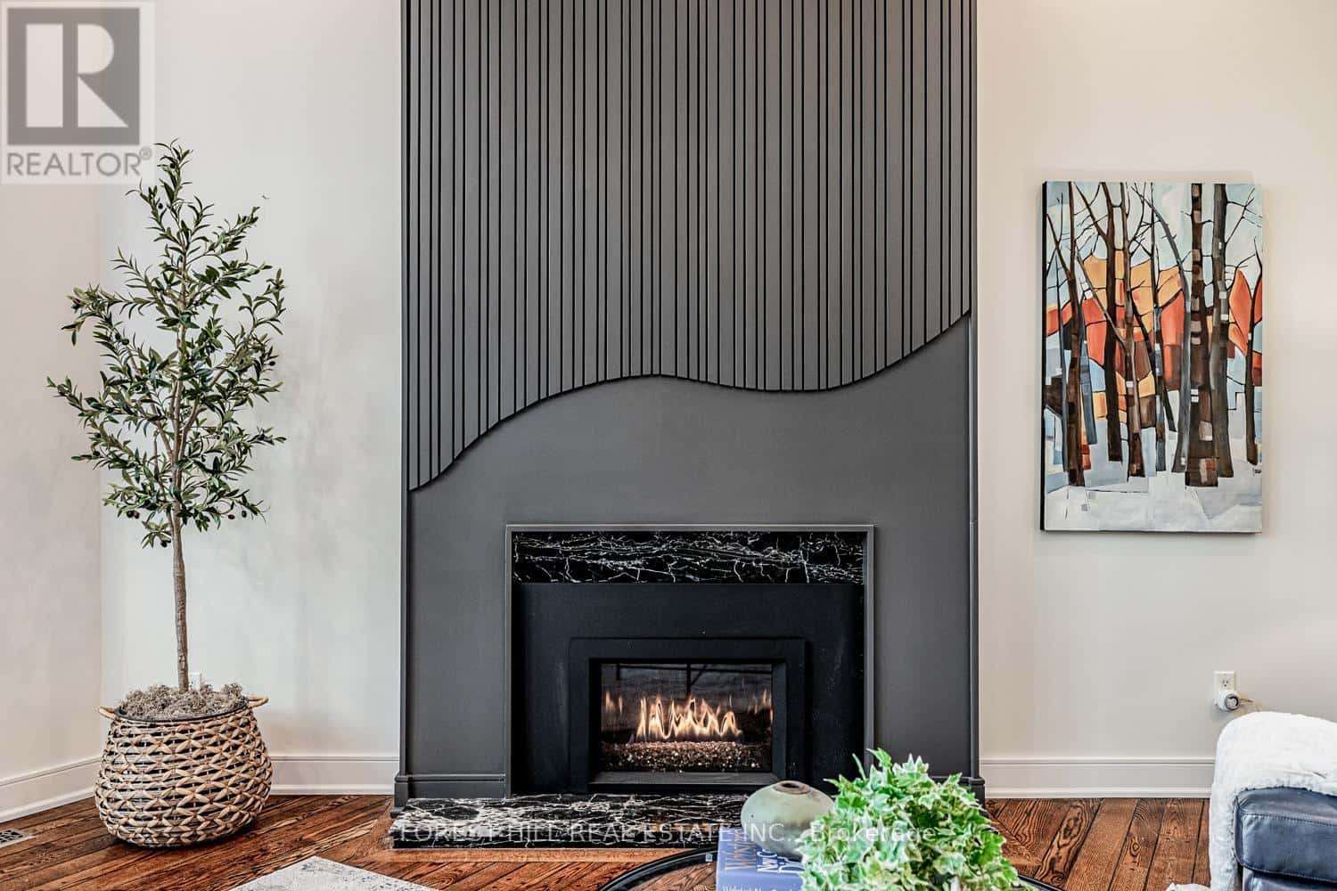 97 CLARINDA DRIVE — Toronto (Bayview Village), Ontario - Photo 4 of 35