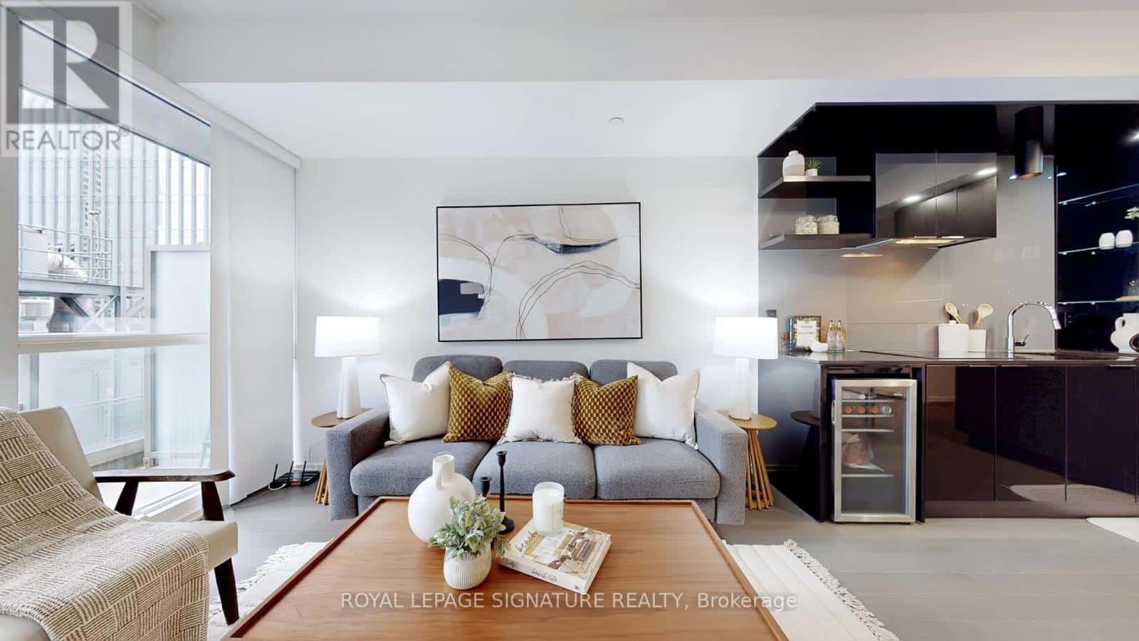 2608 - 70 TEMPERANCE STREET — Toronto (Bay Street Corridor), Ontario - Photo 4 of 50