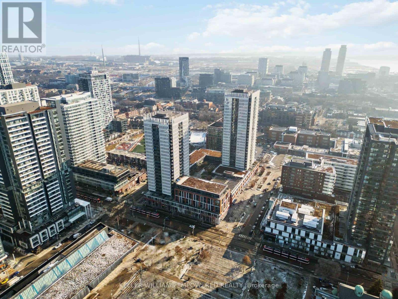 1005 - 170 SUMACH STREET — Toronto (Regent Park), Ontario - Photo 3 of 29