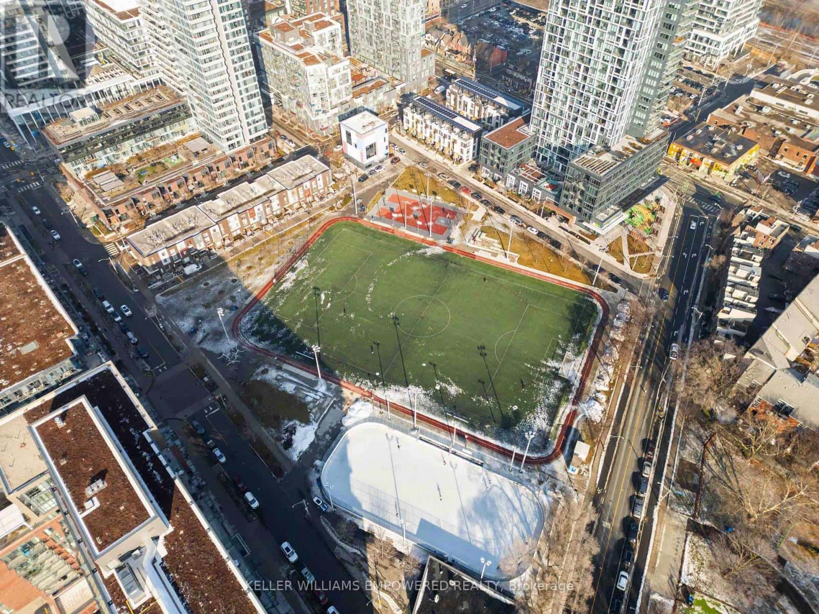 1005 - 170 SUMACH STREET — Toronto (Regent Park), Ontario - Photo 4 of 29