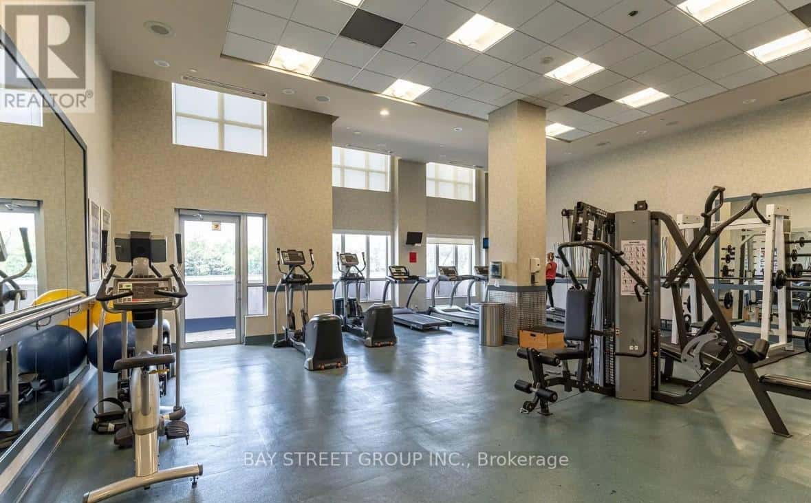 615 - 100 HARRISON GARDEN BOULEVARD — Toronto (Willowdale East), Ontario - Photo 3 of 14