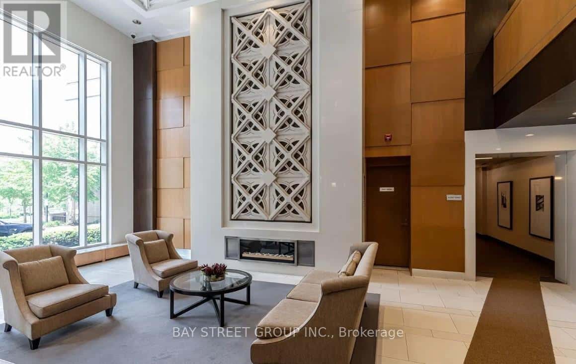 615 - 100 HARRISON GARDEN BOULEVARD — Toronto (Willowdale East), Ontario - Photo 2 of 14