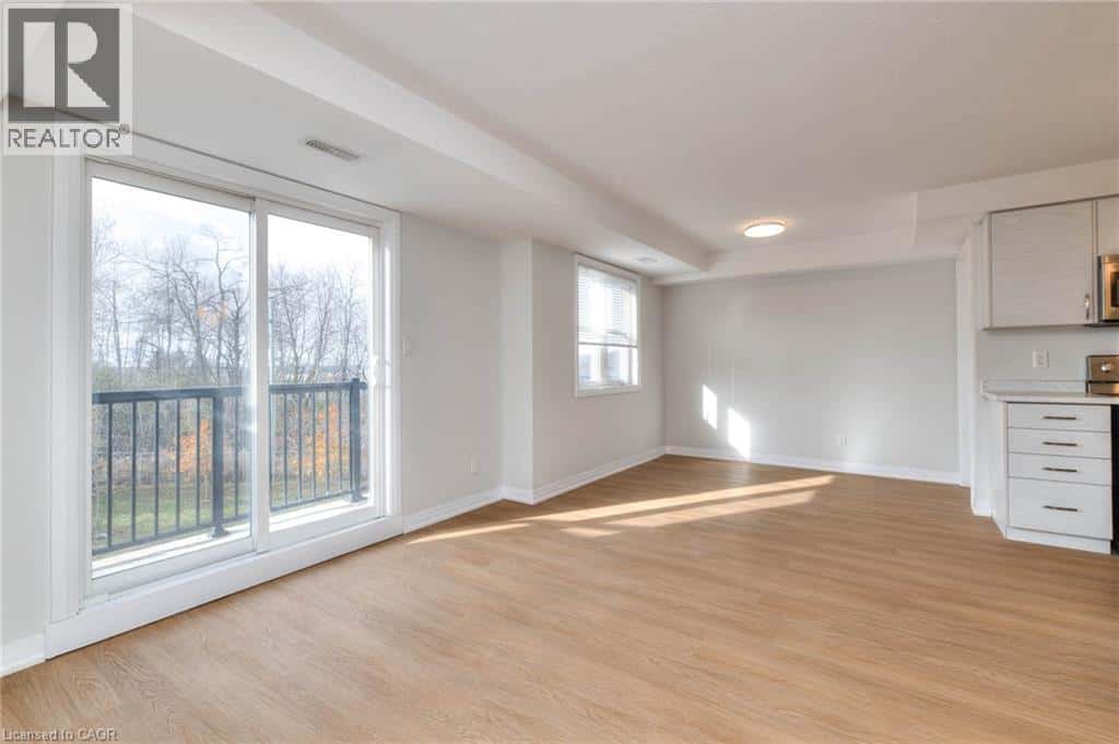 1989 OTTAWA Street S Unit# 64D — Kitchener, Ontario - Photo 5 of 16