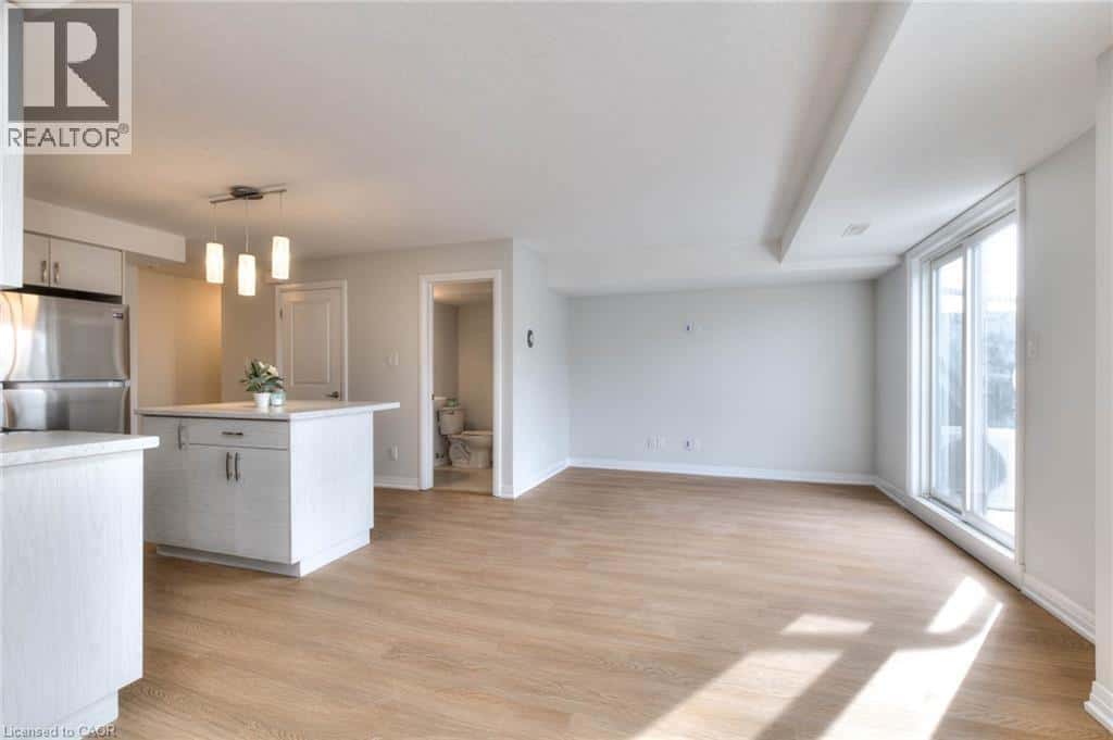 1989 OTTAWA Street S Unit# 64D — Kitchener, Ontario - Photo 4 of 16