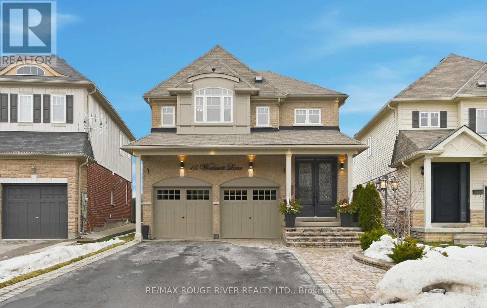 15 WOOLACOTT LANE — Clarington (Bowmanville), Ontario - Main photo