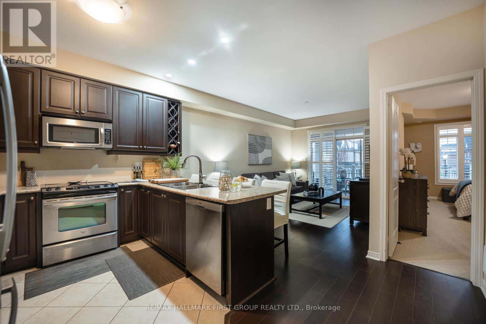 5 - 70 LOVEGROVE LANE — Ajax (Central), Ontario - Photo 5 of 22