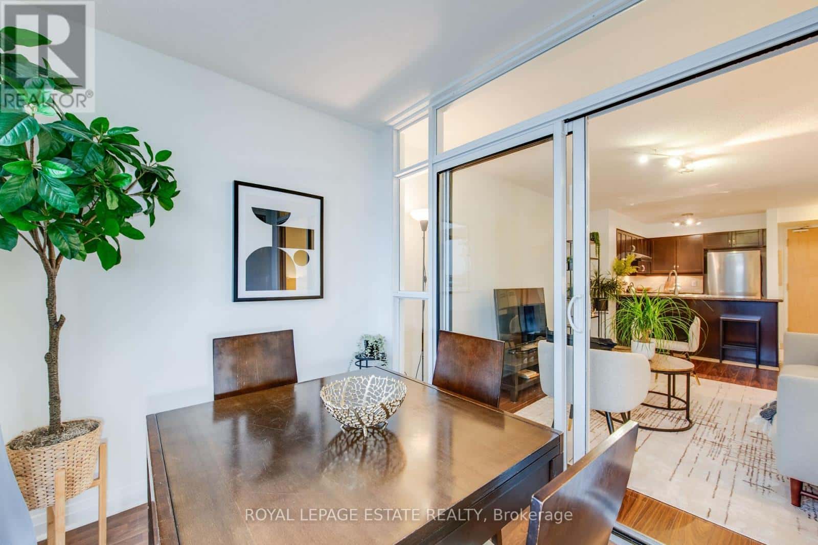 213 - 7363 KENNEDY ROAD — Markham (Milliken Mills East), Ontario - Photo 4 of 16