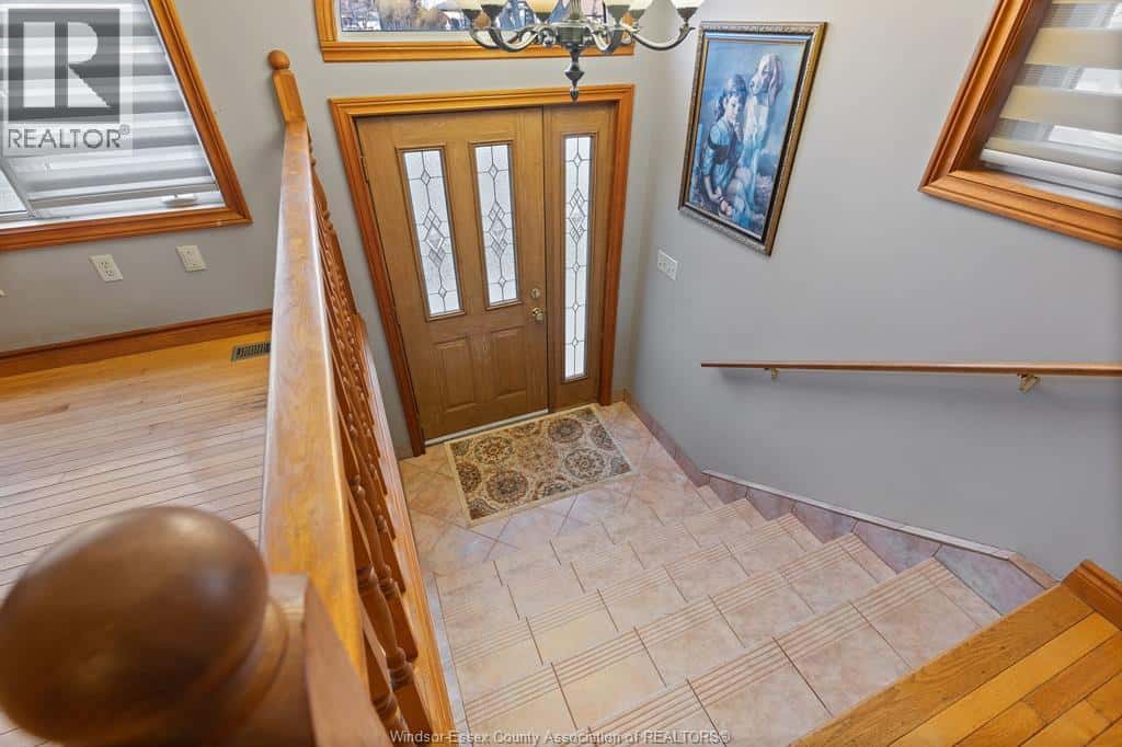 1116 REAUME — LaSalle, Ontario - Photo 4 of 30