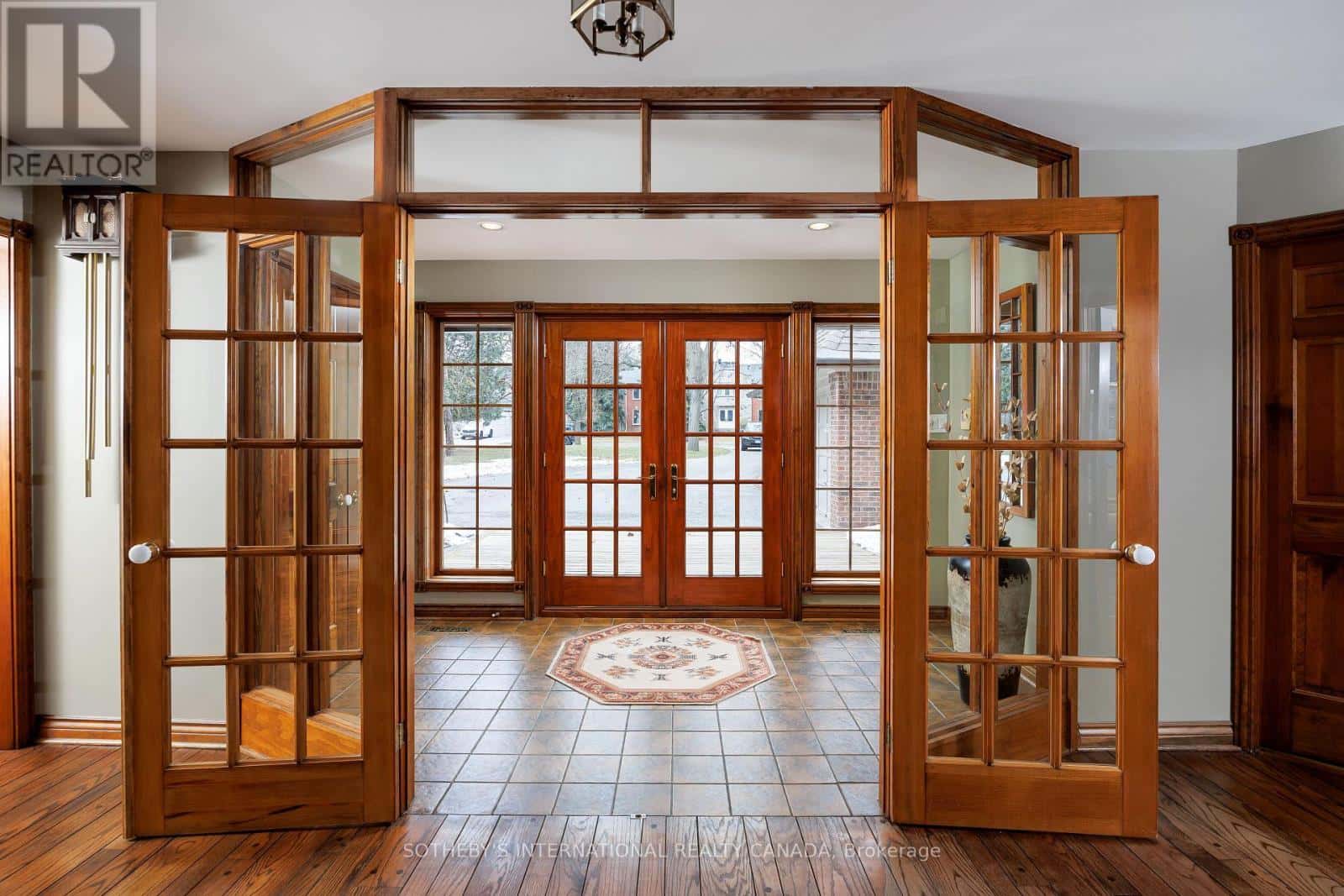 4207 BRIDLEPATH TRAIL — Mississauga (Erin Mills), Ontario - Photo 2 of 50