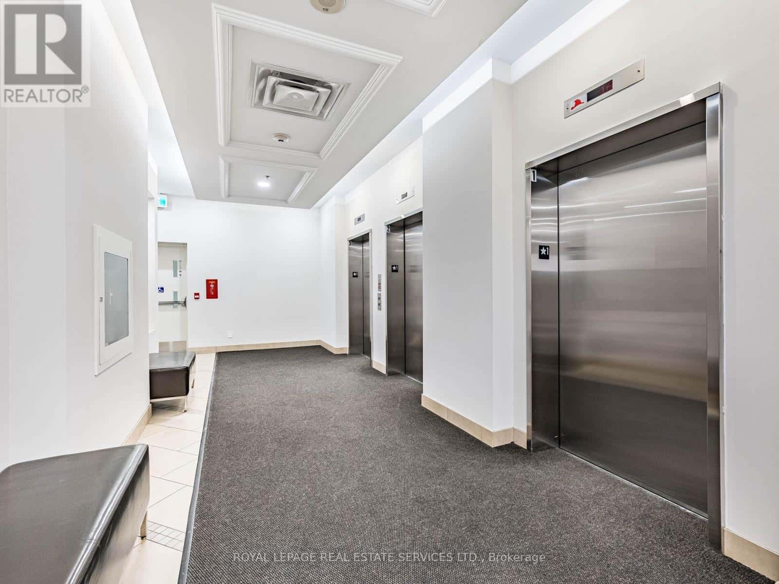 1602 - 9 GEORGE STREET N — Brampton (Downtown Brampton), Ontario - Photo 4 of 41