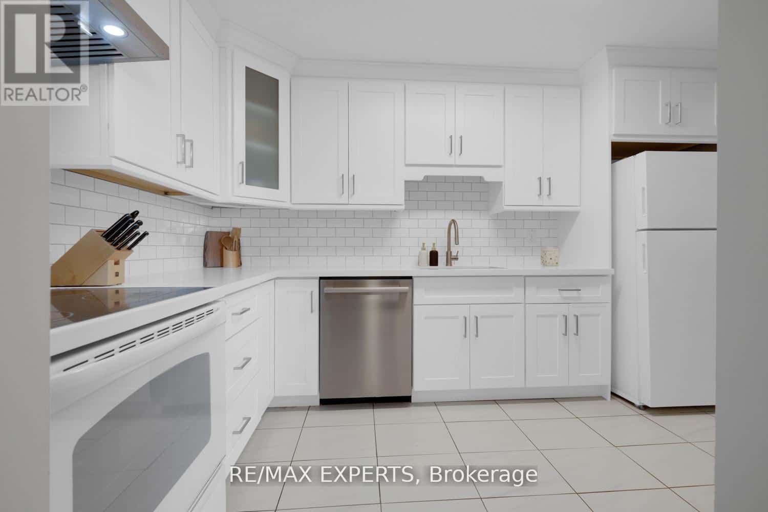 502 - 145 HILLCREST AVENUE — Mississauga (Cooksville), Ontario - Photo 5 of 22