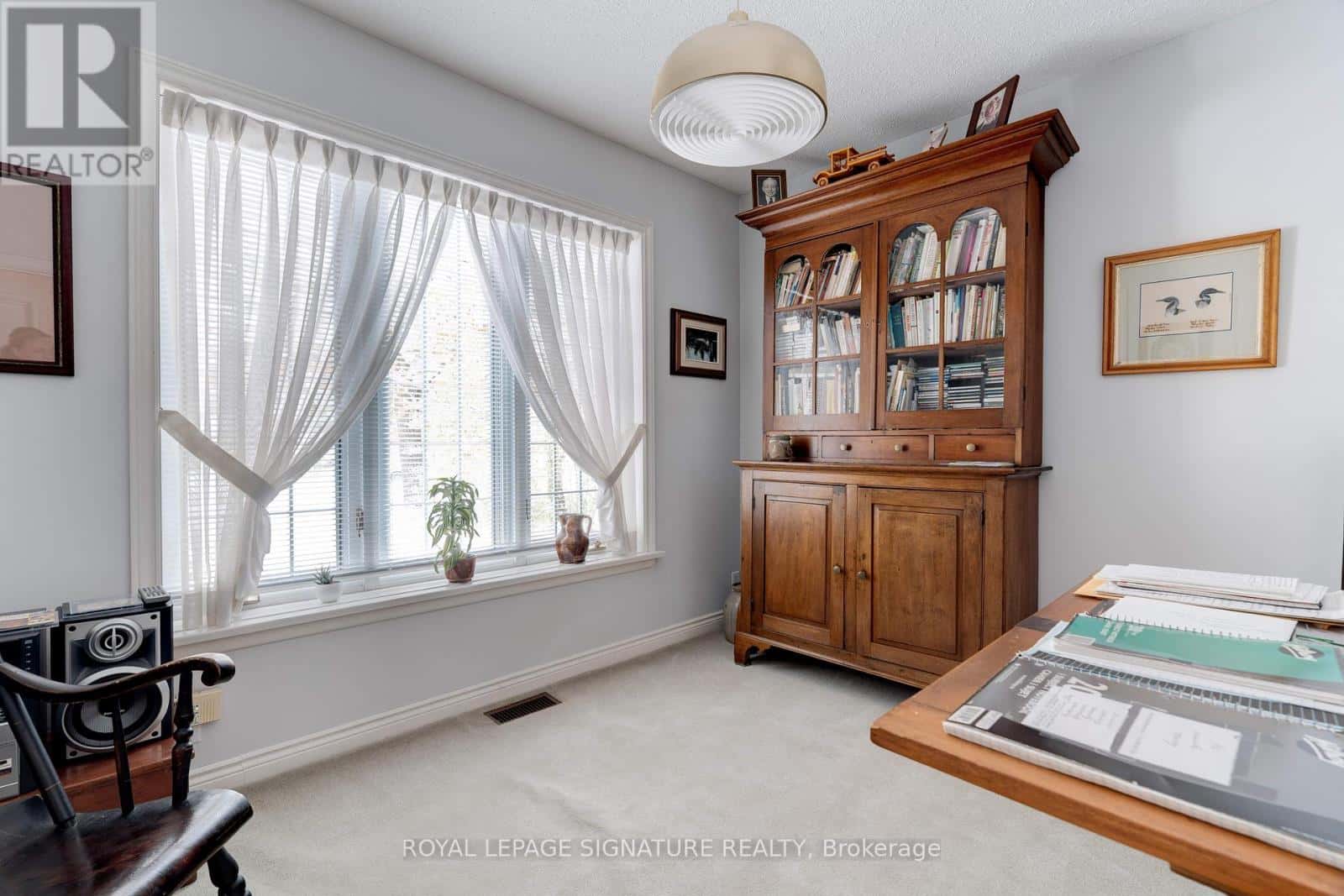 332 CORAL TERRACE — Oakville (MO Morrison), Ontario - Photo 4 of 41