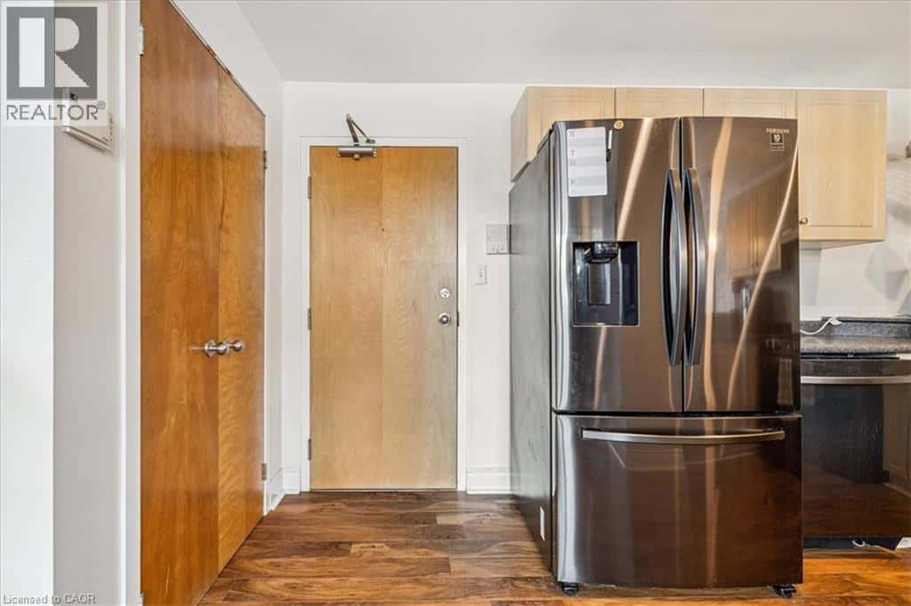 73 GARFIELD Avenue S Unit# 1B — Hamilton, Ontario - Photo 3 of 31