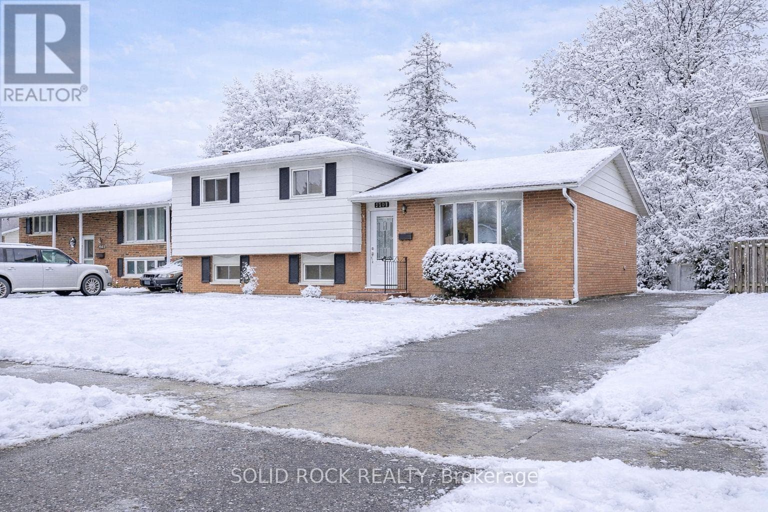 1301 ALWINGTON STREET — Brockville, Ontario - Main photo