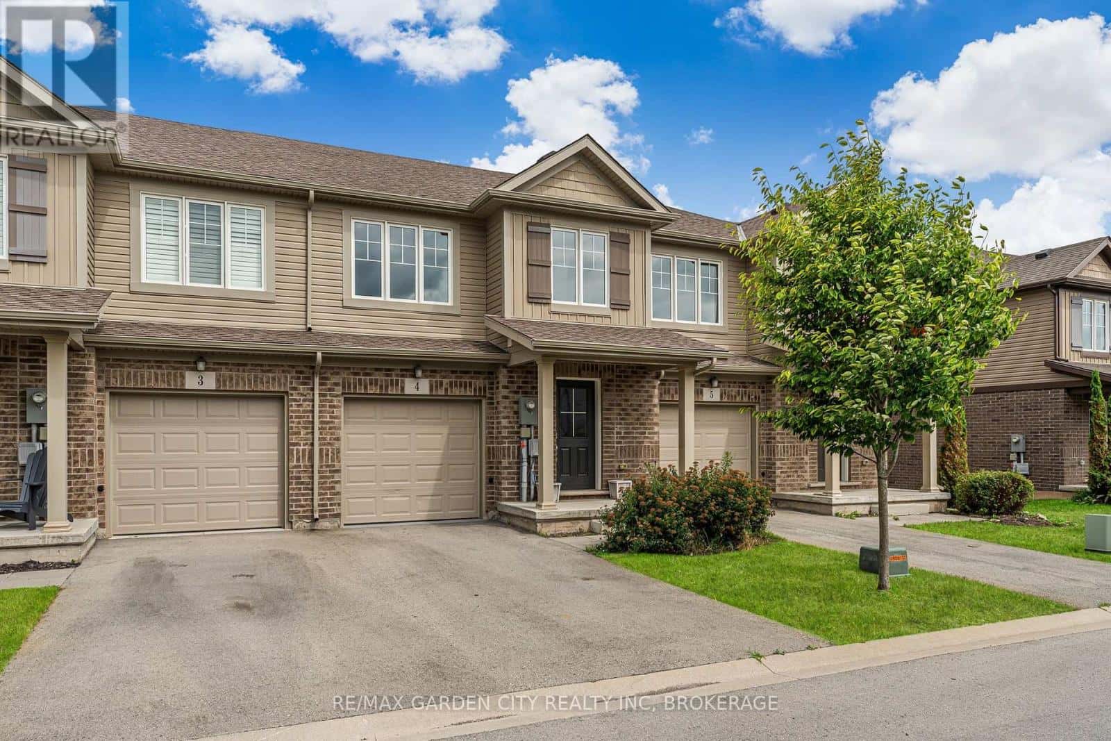 4 - 340 PROSPECT POINT ROAD N — Fort Erie (Ridgeway), Ontario - Photo 2 of 36