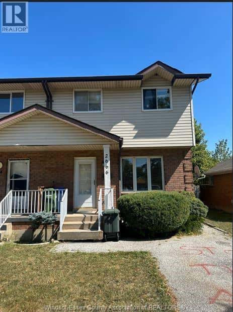 2666 LAUZON — Windsor, Ontario - Photo 3 of 7