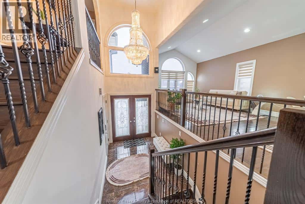 3078 TROUP CRESCENT — Windsor, Ontario - Photo 4 of 50