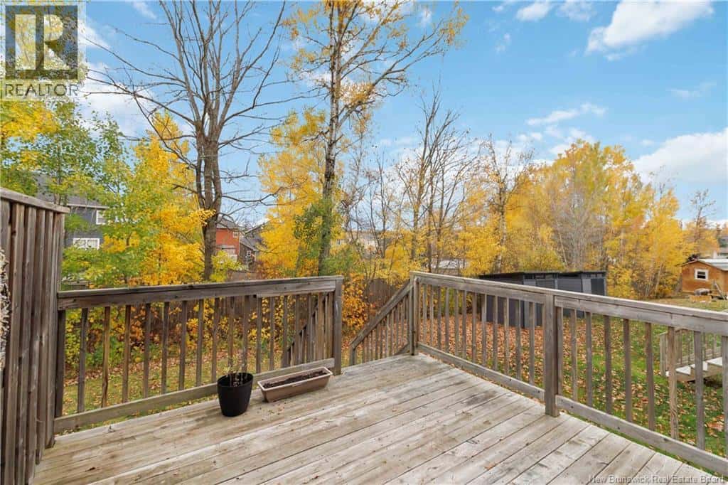 78 Francfort Crescent — Moncton, New Brunswick - Photo 3 of 31