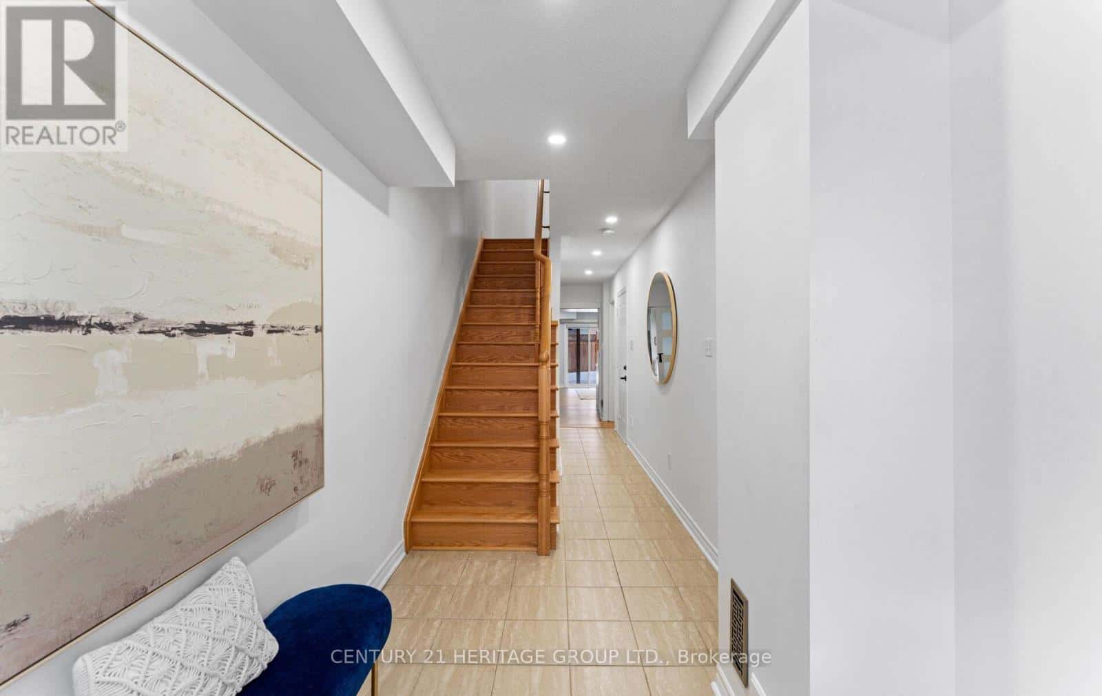 1548 WINVILLE ROAD — Pickering (Duffin Heights), Ontario - Photo 4 of 31