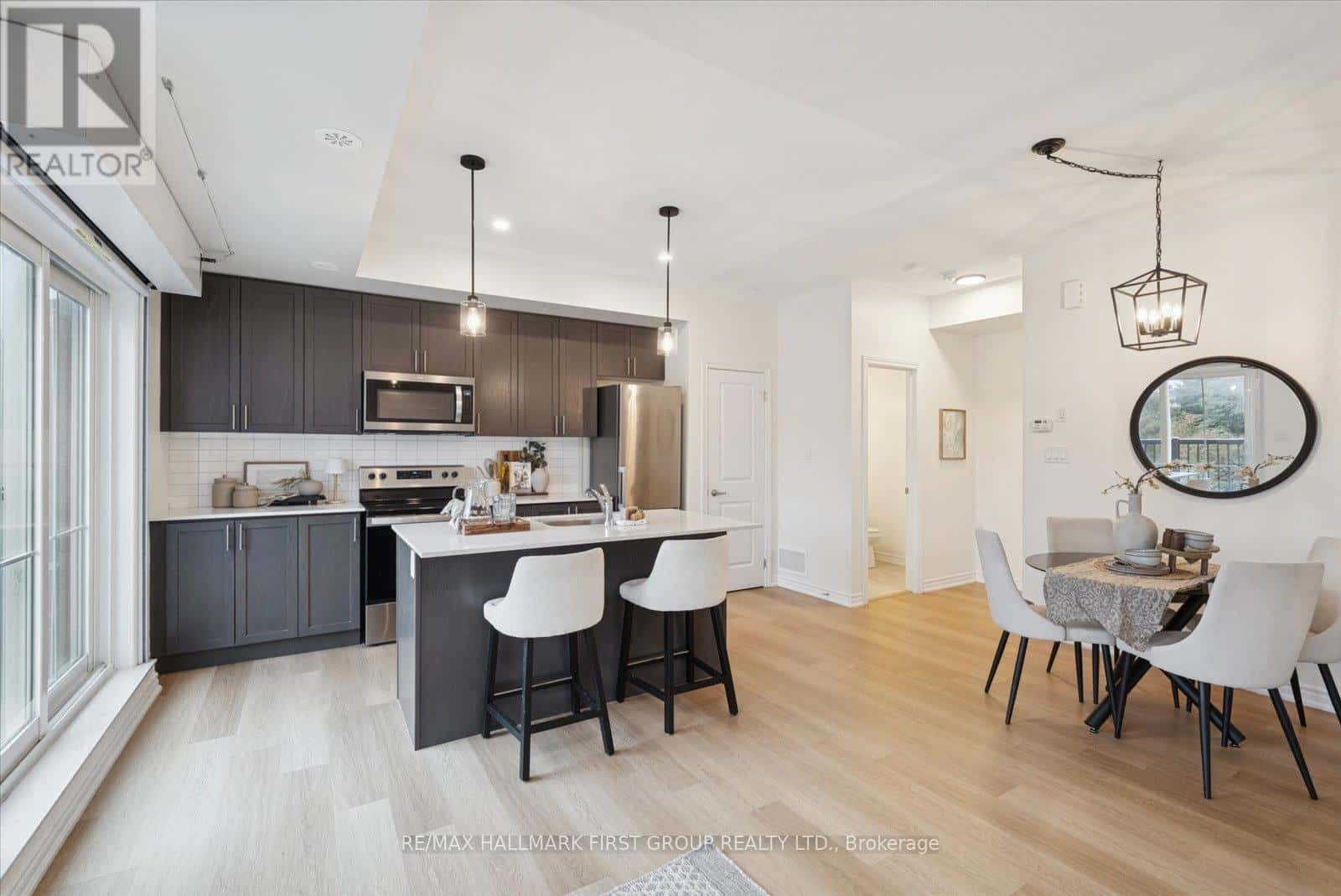 6 - 485 BERESFORD PATH — Oshawa (Central), Ontario - Photo 4 of 15