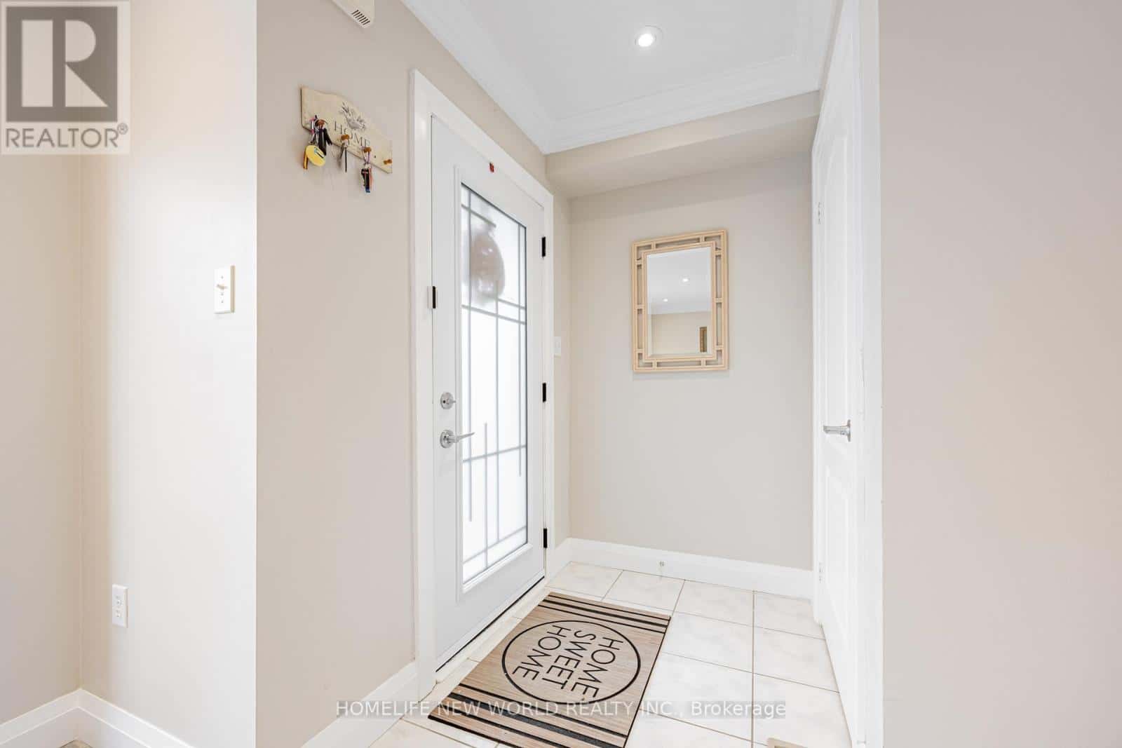 7 BATT CRESCENT S — Ajax (Northwest Ajax), Ontario - Photo 3 of 31