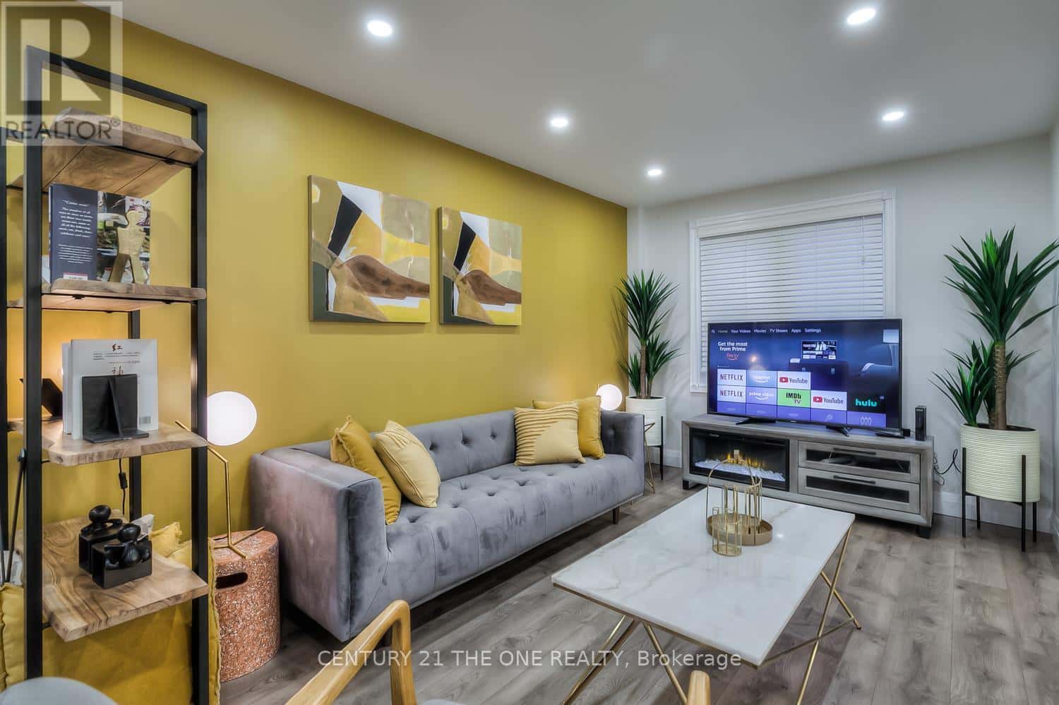 710 - 75 WELDRICK ROAD E — Richmond Hill (Observatory), Ontario - Photo 4 of 35