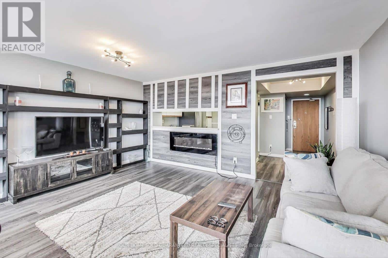 805 - 320 MILL STREET — Brampton (Brampton South), Ontario - Photo 2 of 18