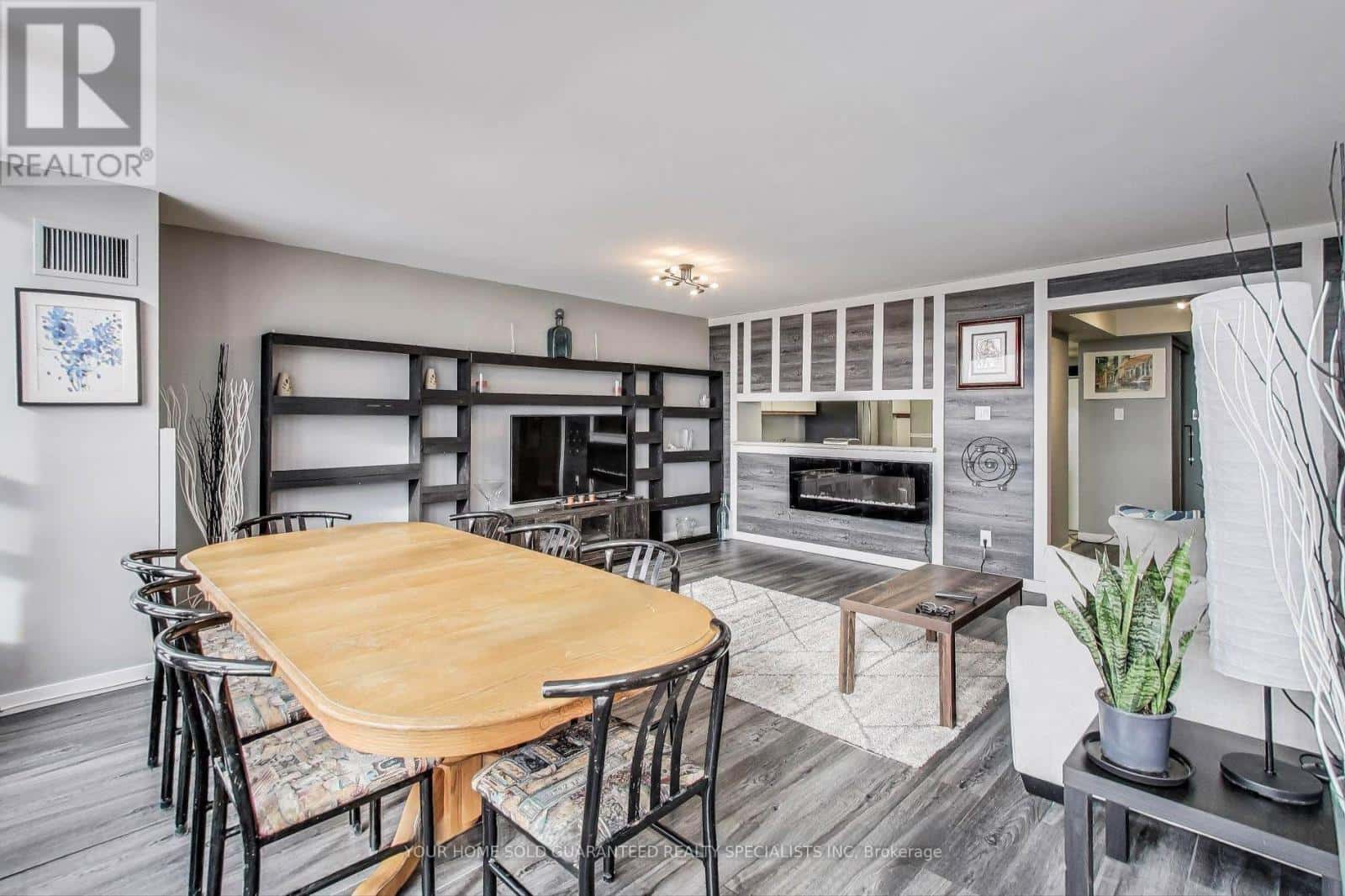 805 - 320 MILL STREET — Brampton (Brampton South), Ontario - Photo 4 of 18