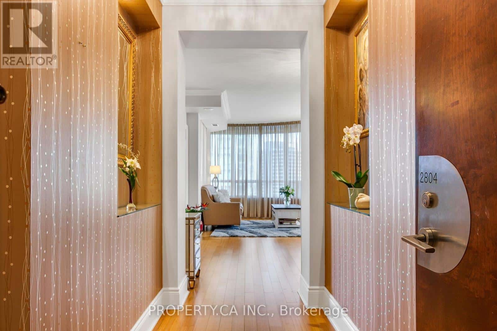 2804 - 3880 DUKE OF YORK BOULEVARD — Mississauga (City Centre), Ontario - Photo 5 of 47