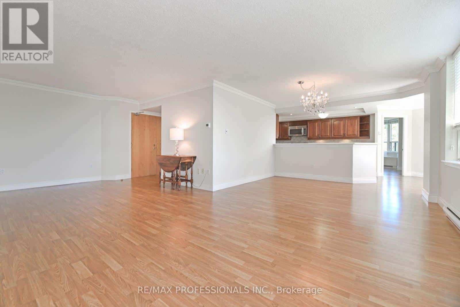 503 - 58 CHURCH STREET — Brampton (Downtown Brampton), Ontario - Photo 4 of 29