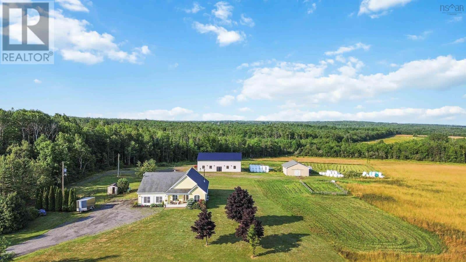 3419 Highway 359 — Halls Harbour, Nova Scotia - Photo 3 of 50