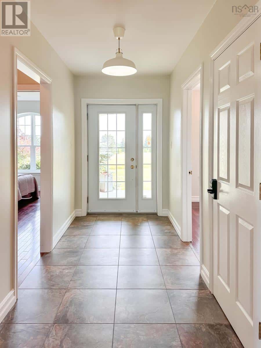 3419 Highway 359 — Halls Harbour, Nova Scotia - Photo 5 of 50