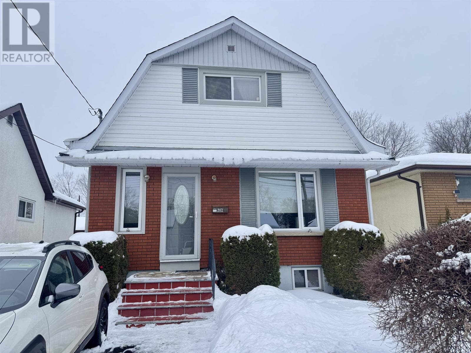 282 RAY BLVD — THUNDER BAY, Ontario - Main photo