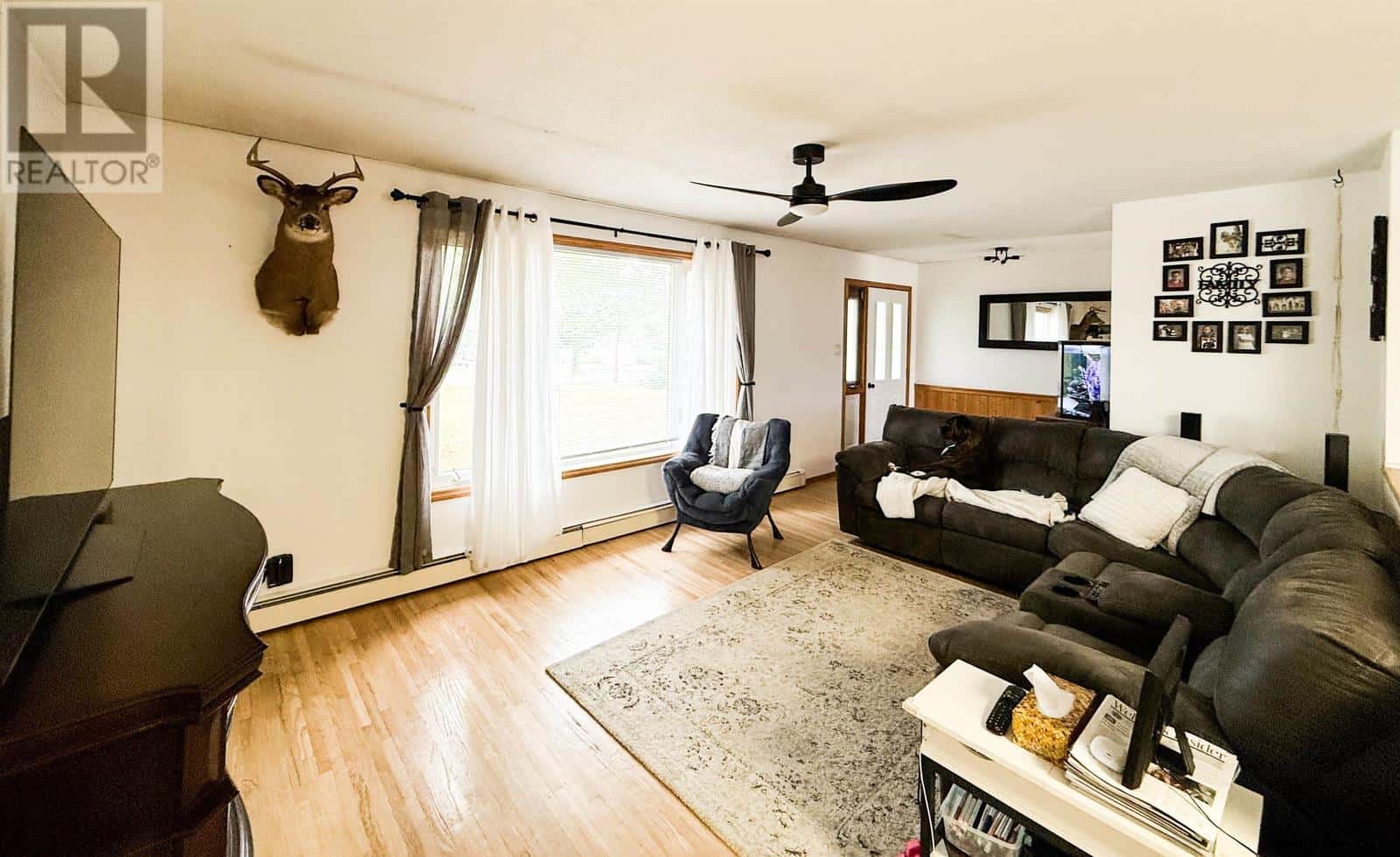 8 John ST — Ear Falls, Ontario - Photo 3 of 26