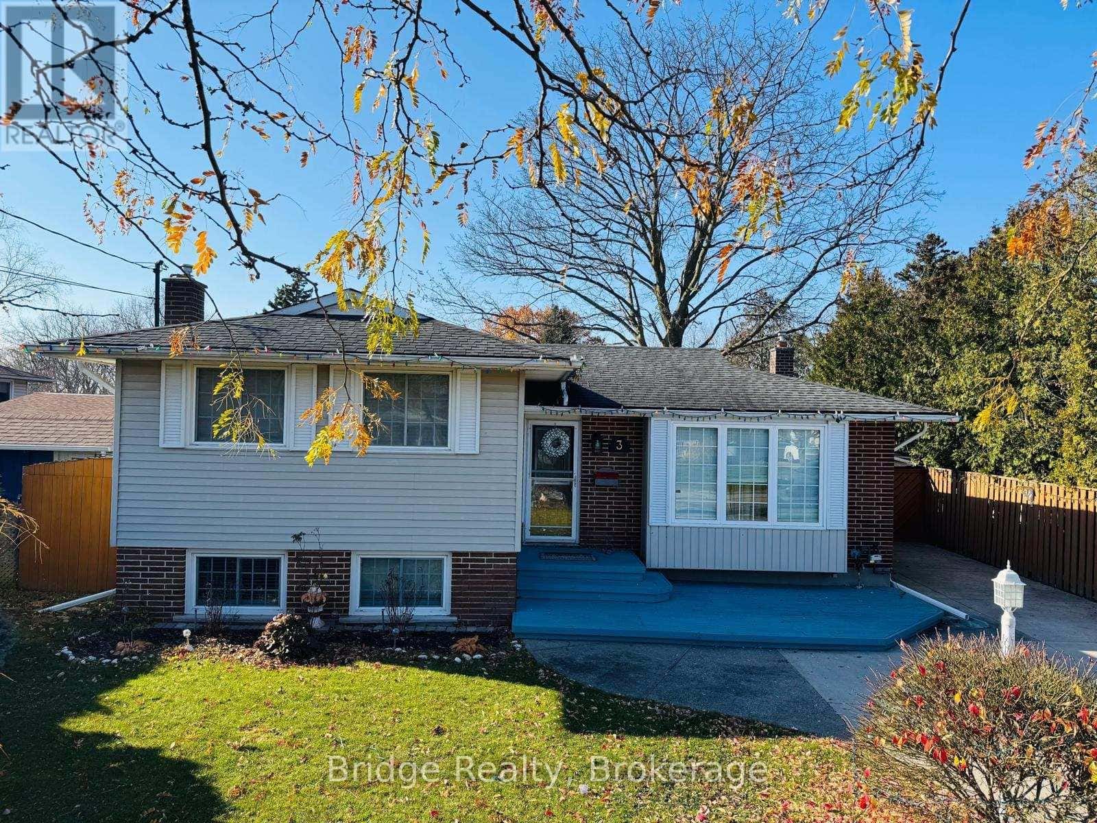 3 NOELLE DRIVE — St. Catharines (Lakeshore), Ontario - Photo 2 of 42