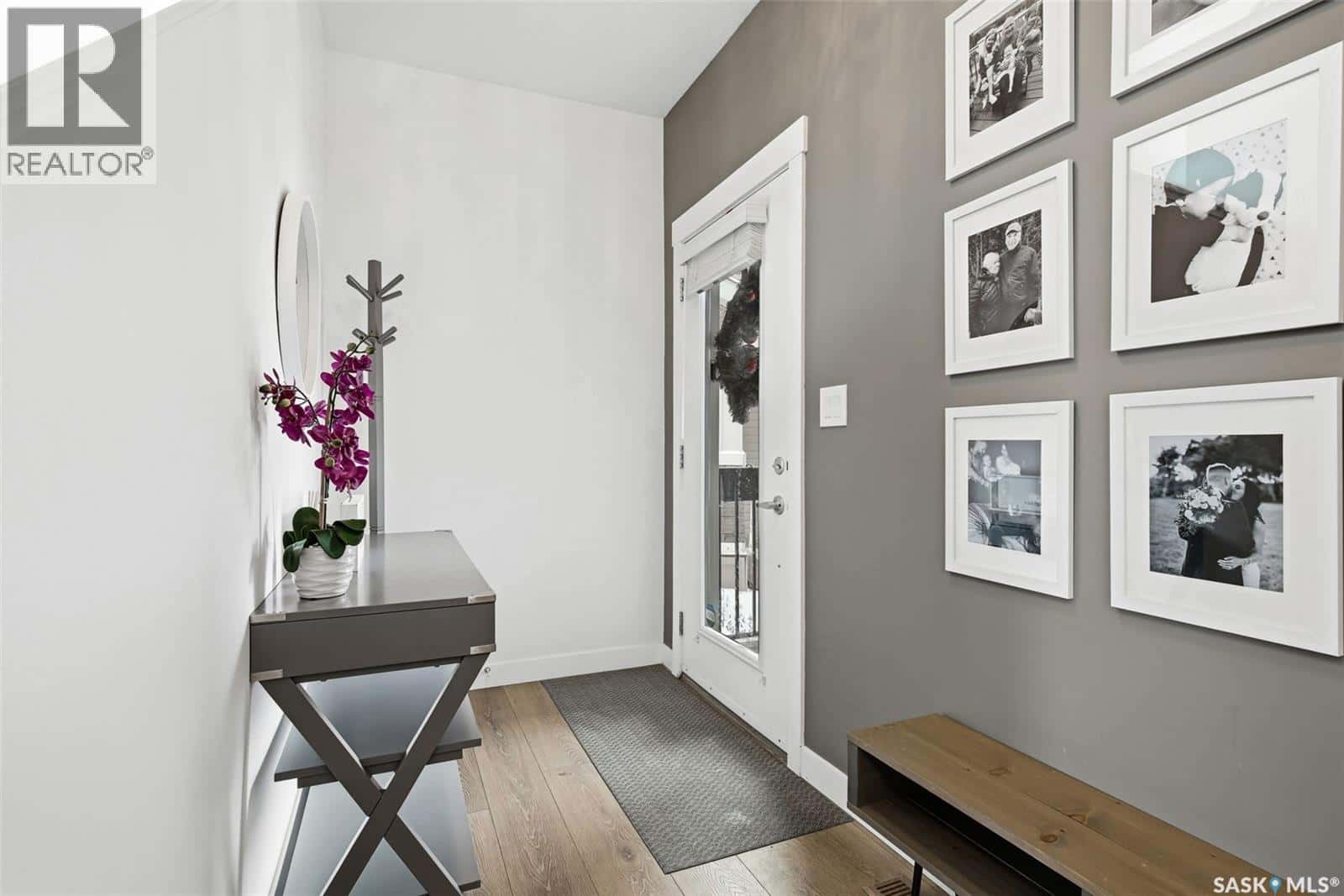 5424 Boyer BAY — Regina, Saskatchewan - Photo 3 of 46