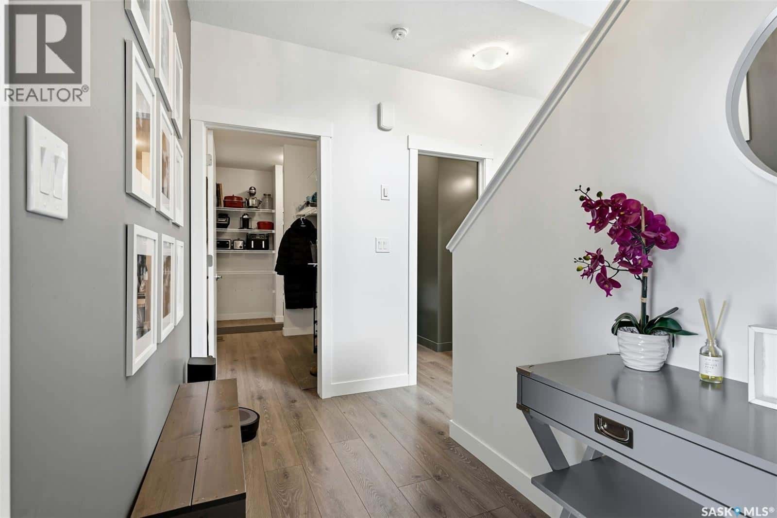 5424 Boyer BAY — Regina, Saskatchewan - Photo 4 of 46