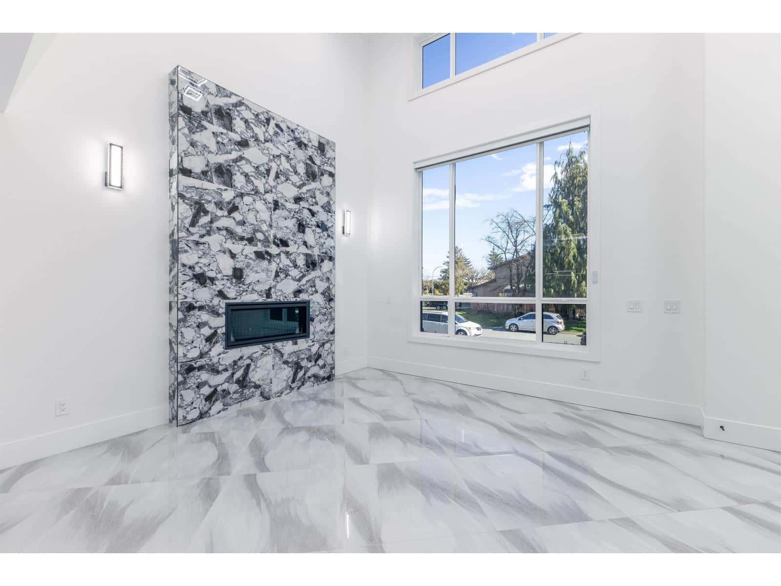 3265 SATURNA CRESCENT — Abbotsford, British Columbia - Photo 5 of 38