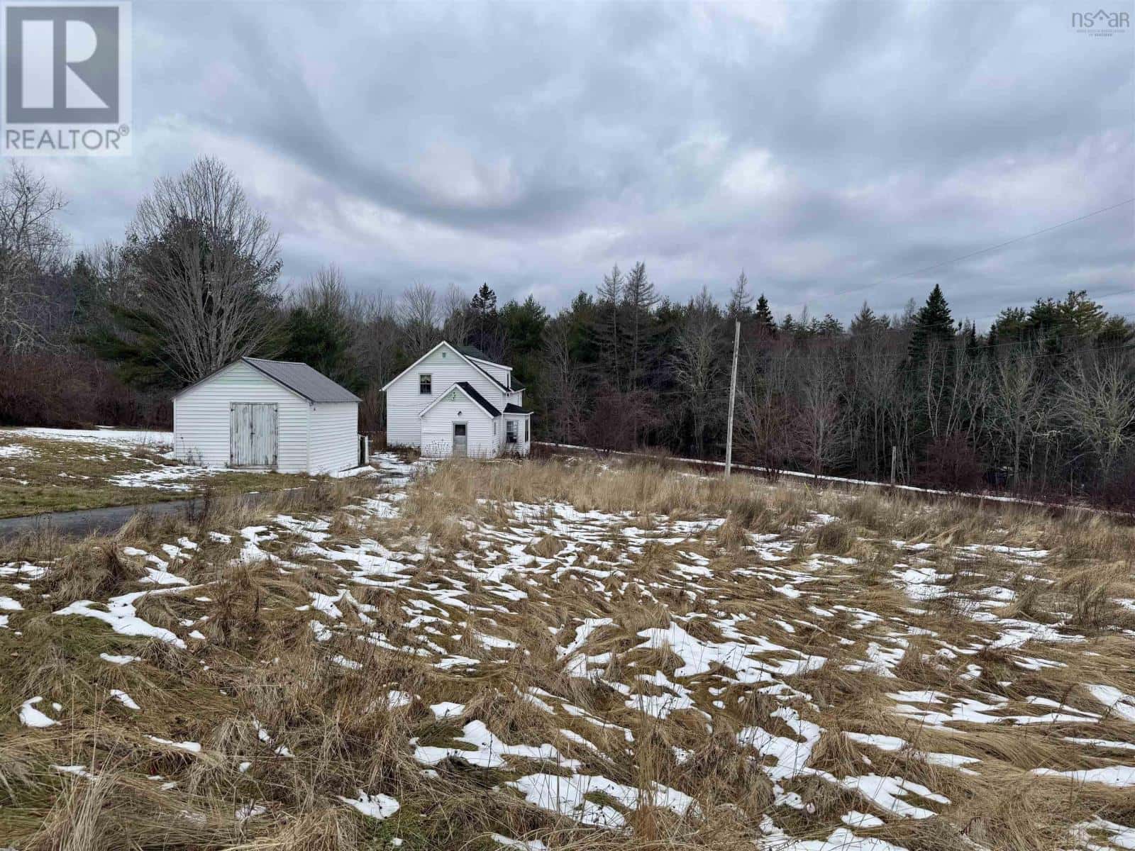 54 Doug Fader Drive — Maitland Bridge, Nova Scotia - Photo 2 of 7