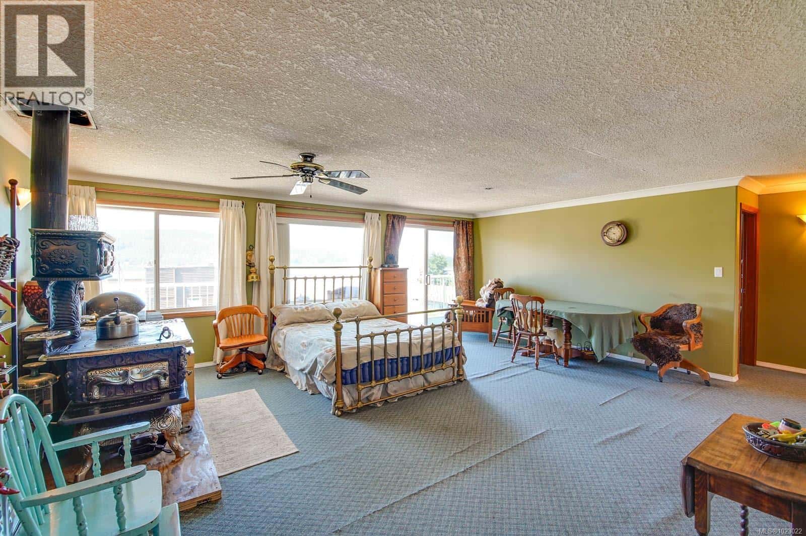 3147 2nd Ave — Port Alberni, British Columbia - Photo 4 of 32