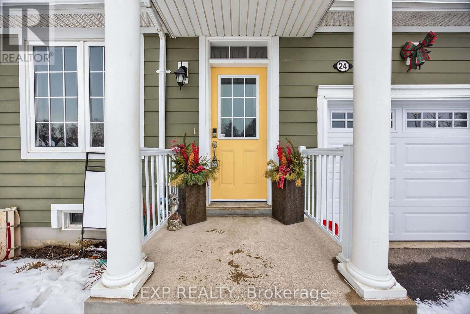 4 - 24 PROVIDENCE WAY — Wasaga Beach, Ontario - Photo 4 of 47