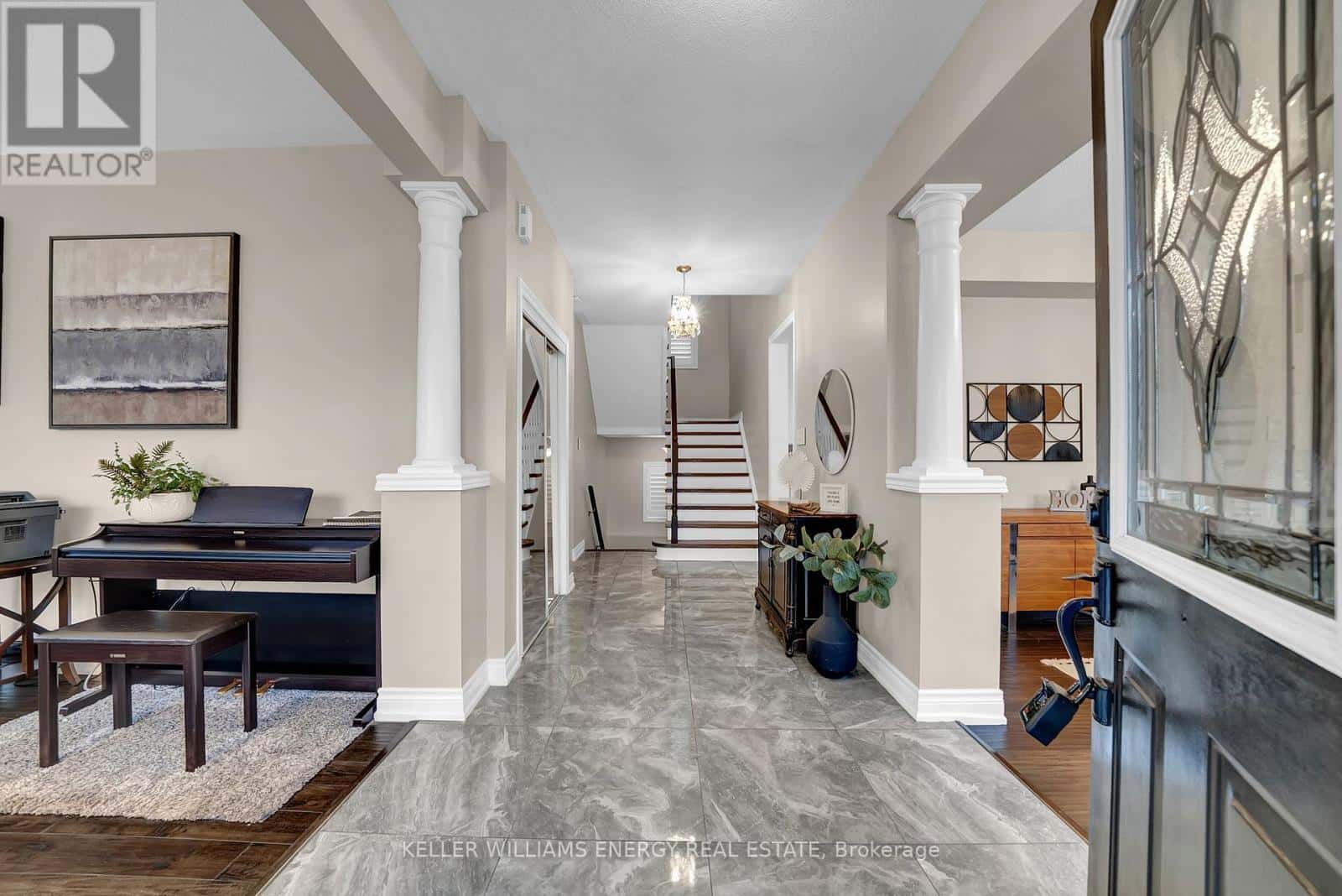 83 WESSEX DRIVE — Whitby (Brooklin), Ontario - Photo 3 of 34