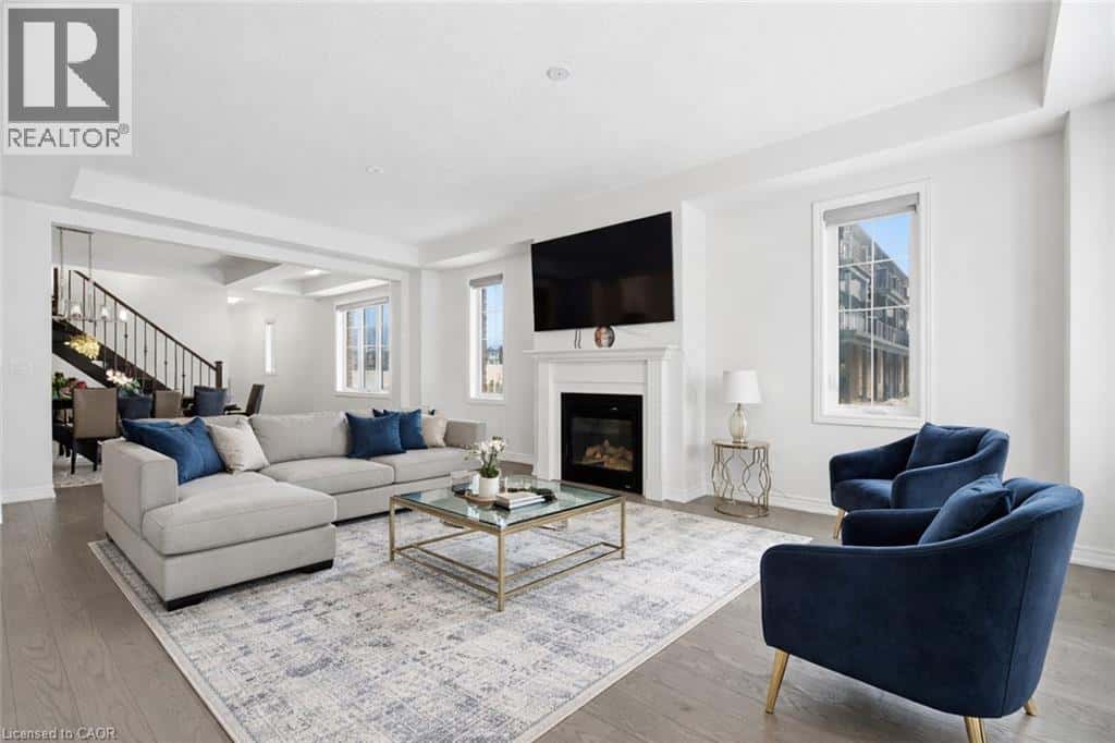 624 BECKVIEW Crescent — Kitchener, Ontario - Photo 5 of 50